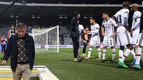 B­e­ş­i­k­t­a­ş­ ­y­ö­n­e­t­i­m­i­n­d­e­n­ ­t­a­k­ı­m­a­ ­t­a­m­ ­d­e­s­t­e­k­